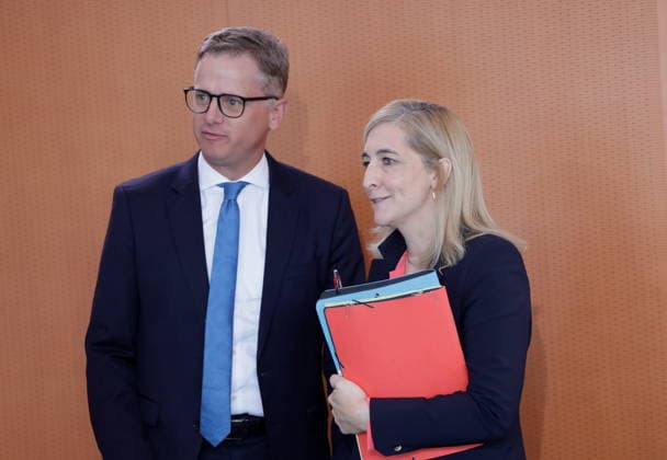 Dr. Carsten Linnemann, Federal Minister of Health; Nina Warken, Federal Minister for Special Tasks and Head of the Federal Chancellery; Germany, Berlin, Federal Chancellery; At its 55th meeting on August 12, 2026, the Federal Cabinet will address, among other things, the draft bill to introduce an early retirement pension