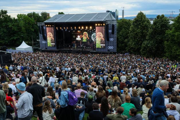 oya 2026 Oslo 20260812 People at the Oya Festival Here, Amyl and the Sniffers are playing Australian pub rock and punk in Toyenparken in Oslo Photo: Geir Olsen, NTB, Oslo, Norway oBgejGMnd18 EDITORIAL USE ONLY Ref ENToBgejGMnd18 jpg  Copyright: xGeirxOlsenx xNTBx