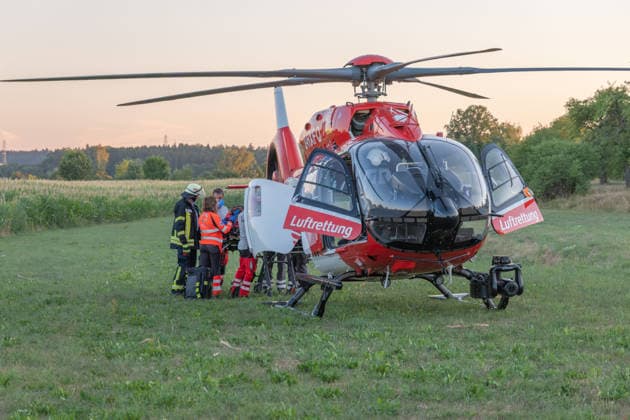Altshausen: Serious Traffic Accident—Head-On Collision on the L 286 from Althausen toward Ostrach, Upper Swabia; Seriously Injured; Rescue Helicopter on the Scene. Serious Traffic Accident—Head-On Collision on the L 286 from Althausen toward Ostrach, Upper Swabwith seriously injured victims; rescue helicopter deployed; injured victims had to be extricated Copyright: xEibner-Pressefotox EP_EER