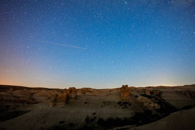 Perseid meteor shower in Turkiye s Konya KONYA, TURKIYE - AUGUST 12: Shooting stars light up the sky during the Perseid meteor shower near the Kusca Fairy Chimneys in the Cihanbeyli district of Konya, Turkiye, on August 12, 2026. Ercin Erturk Anadolu Konya Turkey. Editorial use only. Please get in touch for any other usage.  Copyright: x2026xAnadoluxErcinxErturkx