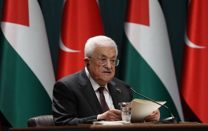 (260812) -- ANKARA, Aug. 12, 2026 -- Palestinian President Mahmoud Abbas attends a joint press conference in Ankara, T¨¹rkiye, on August 12, 2026. ( Handout via Xinhua) T?RKIYE-ANKARA-ERDOGAN-ABBAS-MEETING MustafaxKaya 