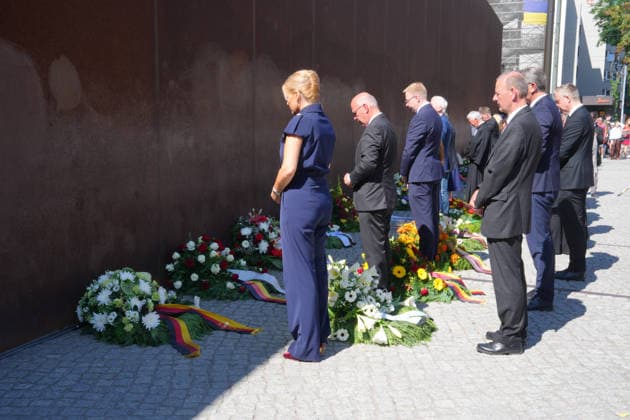 Commemoration of the 65th Anniversary of the Construction of the Berlin Wall: Bundestag President Julia Kloeckner, together with Kai Wegener and Prof. Dr. Axel Klausmeier, at the wreath-laying ceremony as part of the commemoration of the 65th anniversary of the construction of the Berlin Wall, Berlin, August 13, 2026, Berlin, Germany