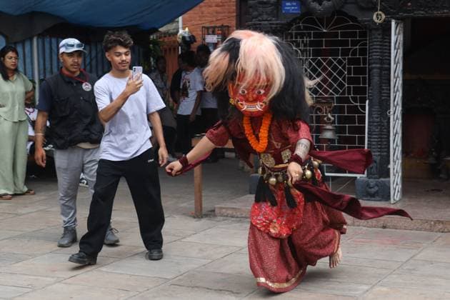 Traditional Lakhe Dance Marks Gathamuga Festival in Patan PATAN, NEPAL AUGUST 13, 2026: Performers stage the traditional Mi Pwa Lakhe (fire-blowing Lakhe dance) in Saugal, Patan, during cultural celebrations marking the Gathamuga festival. The annual festival features traditional rituals and performances as local communities celebrate one of the Kathmandu Valley™s longstanding Newar cultural traditions. lalitpur Nepal Copyright: x xShankarxBhujelx xJNAxPressx