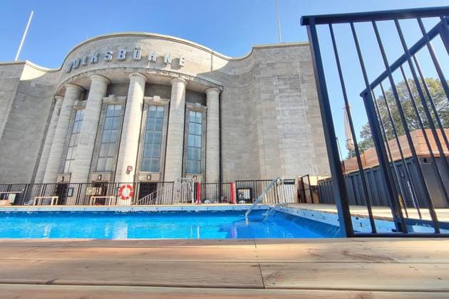 Berlin, Germany, August 14, 2026 Public swimming area in front of the Berlin Volksbühne Copyright: xdtsxNachrichtenagenturx dts_130132