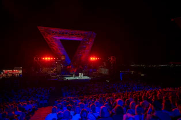 August 13, 2026, Saarland, Ensdorf: *West Side Story* will premiere on Thursday evening at the Saarpolygon as part of this year’s opera festival, with numerous distinguished guests from the worlds of politics, culture, and business in attendance. bub