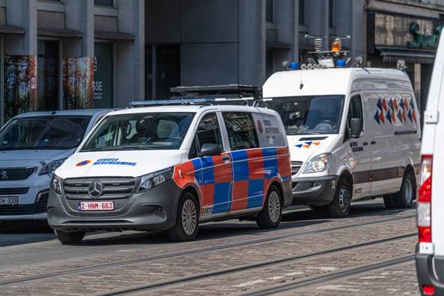 Emergency services pictured on the site of an explosion at the Treurenberg in the city center of Brussels, Friday 14 August 2026. According to the first information, two explosion happened in a building which was evacuated earlier in the day after a gas leak was detected, injuring two people.  EMILExWINDAL 1081058047st