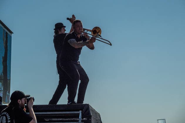 The German punk rock band Sondaschule on the Main Stage at Highfield 2026: Vocals: Costa Cannabis; Tim Kleinrensing: Guitar, Vocals: Chemokeule, Mirko Klautmann; Bass: Matthias Richter (since 2013); Trombone: Chris Altmann (since 2006); Guitar: Phillip FaF Pfaff (since 2022); Highfield 2026, Day 1: Sondaschule