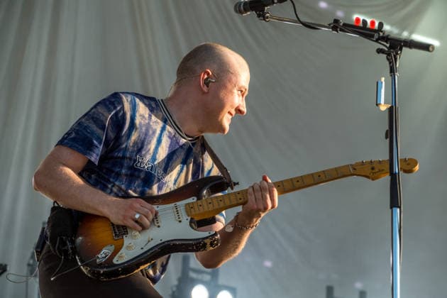 The indie pop band Giant Rooks: Vocals, guitar, percussion: Frederik Rabe; guitar: Finn Schwieters; drums: Finn Thomas; synthesizer, piano: Jonathan Wischniowski; electric bass: Luca Göttner at Highfield 2026. Highfield 2026, Day 1: Giant Rooks