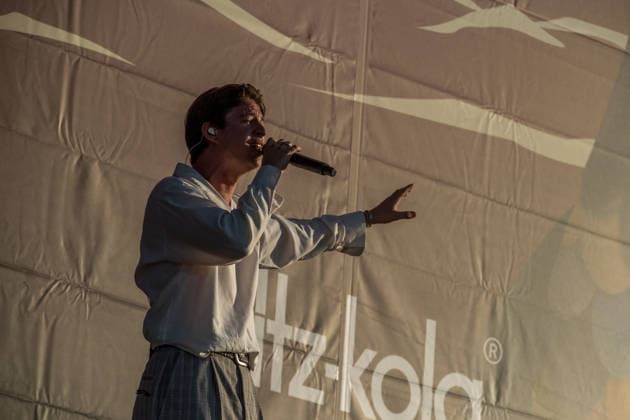 The indie pop band Giant Rooks: Vocals, guitar, percussion: Frederik Rabe; guitar: Finn Schwieters; drums: Finn Thomas; synthesizer, piano: Jonathan Wischniowski; electric bass: Luca Göttner at Highfield 2026. Highfield 2026, Day 1: Giant Rooks