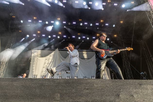 The indie pop band Giant Rooks: Vocals, guitar, percussion: Frederik Rabe; guitar: Finn Schwieters; drums: Finn Thomas; synthesizer, piano: Jonathan Wischniowski; electric bass: Luca Göttner at Highfield 2026. Highfield 2026, Day 1: Giant Rooks