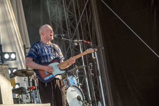 The indie pop band Giant Rooks: Vocals, guitar, percussion: Frederik Rabe; guitar: Finn Schwieters; drums: Finn Thomas; synthesizer, piano: Jonathan Wischniowski; electric bass: Luca Göttner at Highfield 2026. Highfield 2026, Day 1: Giant Rooks