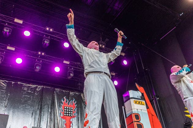 The Berlin hip-hop rap trio PA69—consisting of DJ Dope, Rabatto, and Turbogianni—performed on the first day of Highfield 2026 at Störmthaler See. Highfield 2026 Day 1: PA69