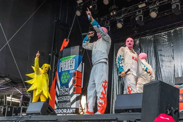 The Berlin hip-hop rap trio PA69—consisting of DJ Dope, Rabatto, and Turbogianni—performed on the first day of Highfield 2026 at Störmthaler See. Highfield 2026 Day 1: PA69