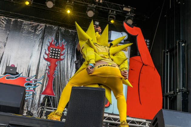 The Berlin hip-hop rap trio PA69—consisting of DJ Dope, Rabatto, and Turbogianni—performed on the first day of Highfield 2026 at Störmthaler See. Highfield 2026 Day 1: PA69