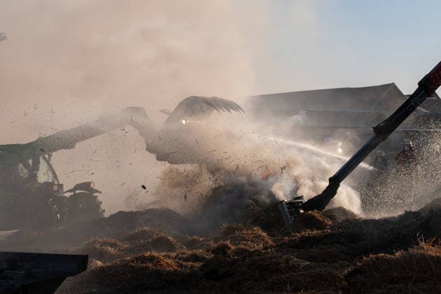 Warehouse Completely Destroyed by Fire; 59-Year-Old Man Seriously Injured While Trying to Extinguish the Blaze; Rescue