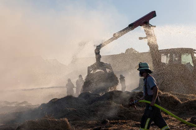 Warehouse Completely Destroyed by Fire; 59-Year-Old Man Seriously Injured While Trying to Extinguish the Blaze; Rescue