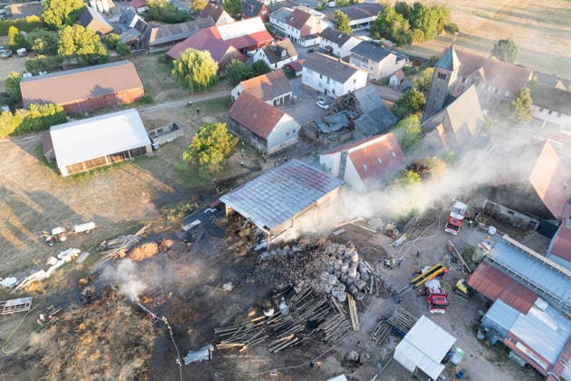 Warehouse Completely Destroyed by Fire; 59-Year-Old Man Seriously Injured While Trying to Extinguish the Blaze; Rescue