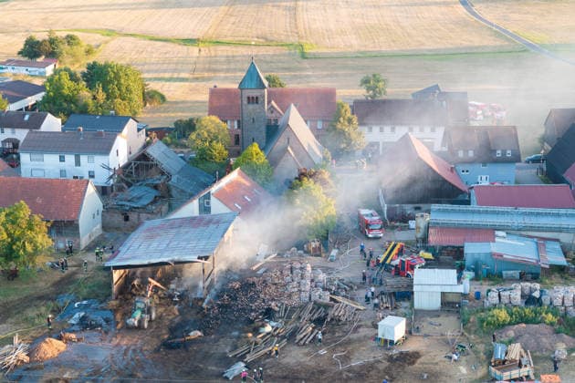 Warehouse Completely Destroyed by Fire; 59-Year-Old Man Seriously Injured While Trying to Extinguish the Blaze; Rescue