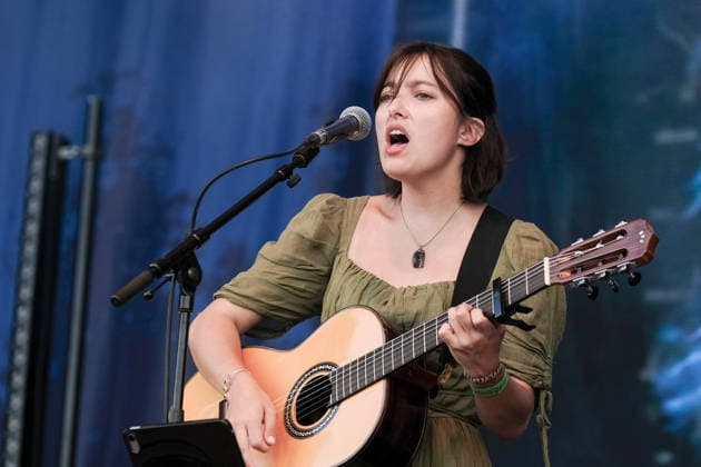 August 14, 2026, Williamscot, Oxfordshire, United Kingdom: Vocalist Romany Gilmour, daughter of English musician David Gilmour, performing live on stage with Marshall Gilmour Webbs at Fairport s Cropredy Convention. Williamscot United Kingdom - ZUMAs197 20260814_aaa_s197_091 Copyright: xDawnxFletcher-Parkx