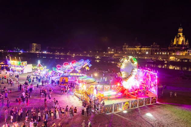 Dresden City Festival The Dresden City Festival attracts tens of thousands of visitors every year at TanzAREAL on the Königsufer in Dresden, Saxony, Germany