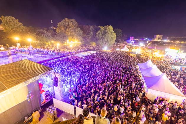 Dresden City Festival The Dresden City Festival attracts tens of thousands of visitors every year at TanzAREAL on the Königsufer in Dresden, Saxony, Germany