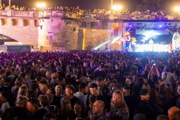 Dresden City Festival The Dresden City Festival attracts tens of thousands of visitors every year at TanzAREAL on the Königsufer in Dresden, Saxony, Germany
