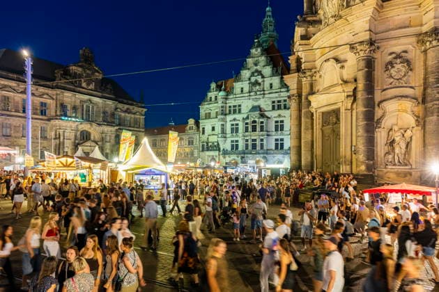 Dresden City Festival The Dresden City Festival attracts tens of thousands of visitors every year Schloßplatz, Dresden, Saxony, Germany