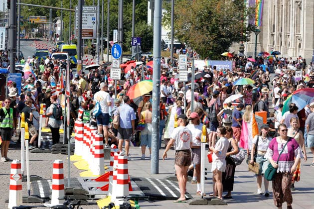 CSD Darmstadt 2026 August 15, 2026 The centerpiece of Christopher Street Day 2026 in Darmstadt is the march organized by Vielbunt e.V. under the slogan SHOW YOURSELF FOR ALL OF US, which will wind through the city center in support of sexual and gender diversity. Extensive security and crowd-control measures will be in place to ensur