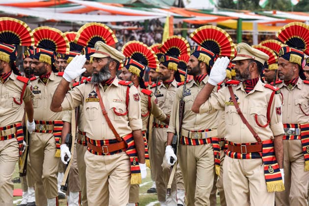 80th Independence Day Celebrations in Jammu and Kashmir s Srinagar Srinagar, Aug 15 (ANI): Contingents take part in the parade during the 80th Independence Day celebrations at Bakshi Stadium, in Srinagar on Saturday. Srinagar Jammu and Kashmir India Copyright: xANIx ANI_20260815319