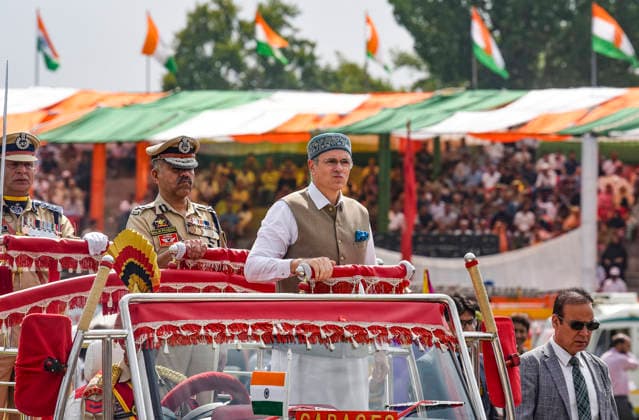 80th Independence Day Celebrations in Jammu and Kashmir s Srinagar Srinagar, Aug 15 (ANI): Jammu and Kashmir Chief Minister Omar Abdullah inspects a parade during the 80th Independence Day celebrations at Bakshi Stadium, in Srinagar on Saturday. Srinagar Jammu and Kashmir India Copyright: xANIx ANI_20260815326