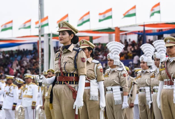 80th Independence Day Celebrations in Jammu and Kashmir s Srinagar Srinagar, Aug 15 (ANI): Contingents take part in the parade during the 80th Independence Day celebrations at Bakshi Stadium, in Srinagar on Saturday. Srinagar Jammu and Kashmir India Copyright: xANIx ANI_20260815340