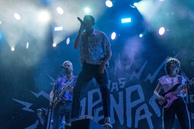 The German pop-rock band Das Lumpenpack: Vocals: Jonas Frömming; Vocals, Guitar: Maximilian Kennel; Drums: Alexandra Eckert (since 2020); Guitar, keyboard; Jason Bartsch (joined in 2020), bass; Lola Schrode at Highfield 2026, south of Leipzig; Highfield Day 2: Das Lumpenpack