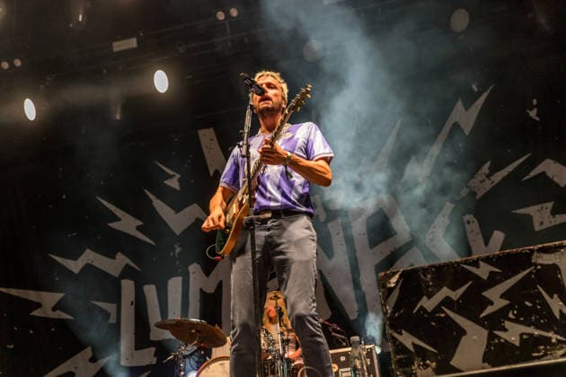 The German pop-rock band Das Lumpenpack: Vocals: Jonas Frömming; Vocals, Guitar: Maximilian Kennel; Drums: Alexandra Eckert (since 2020); Guitar, keyboard; Jason Bartsch (joined in 2020), bass; Lola Schrode at Highfield 2026, south of Leipzig; Highfield Day 2: Das Lumpenpack