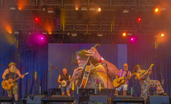 Fairport Cropredy Convention Hayseed Dixie. Fairport Cropredy Convention. Cropredy. UK. 15 08 2026. B5776. From the USA, Rockgrass band Hayseed Dixie were formed in Nashville Tennessee in 2000. Members are Barley Scotch, Jake Bakesnake Byers, Hippy Joe Hyames & Richard Collins., Credit:Charlie Bryan Charlie Bryan - B5776 Avalon  Copyright: xCharliexBryanx xCharliexBryanx-xB5776x xAvalonx 1123791755