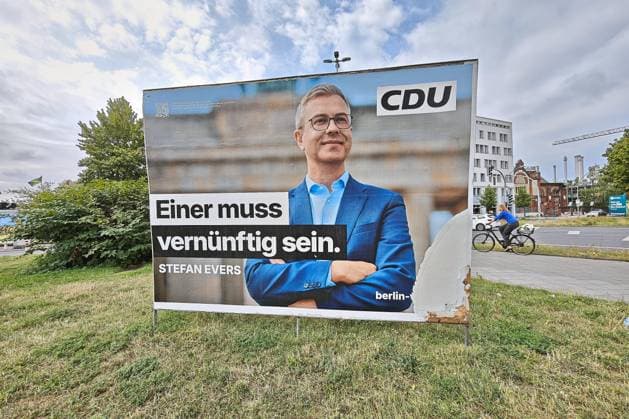 Berlin, Germany, August 16, 2026 Election poster featuring Stefan Evers of the CDU and the slogan Someone has to be reasonable Copyright: xdtsxNachrichtenagenturx dts_130298