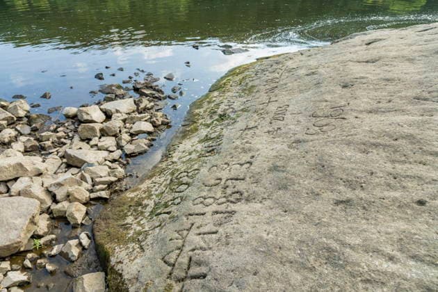 Hungerstein, Pirna, Posta; Hungerstein in the Elbe River, Pirna, Oberposta, during a period of extremely low water levels on August 16, 2026, Pirna, Saxony, Germany
