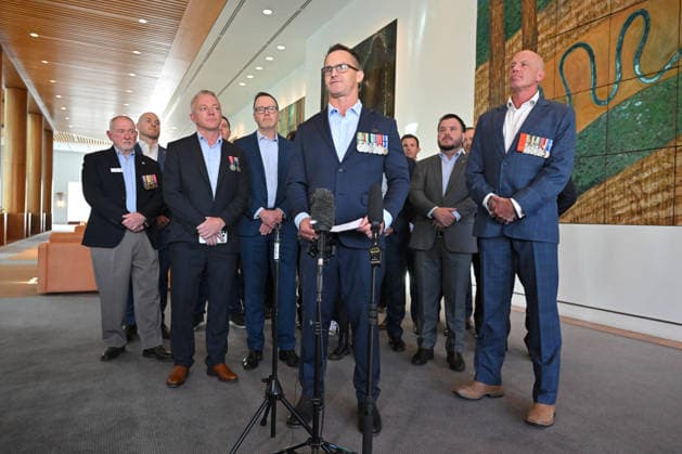 COALITION OF VETERANS™ VOICES PRESSER, Fair Care for Veterans John Armfield and other veteran advocates speak to journalists at a press conference at Parliament House in Canberra, Monday, August 17, 2026. ( NO ARCHIVING CANBERRA AUSTRALIAN CAPITAL TERRITORY AUSTRALIA  Copyright: xMICKxTSIKASx 20260817189568064569