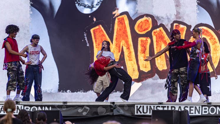 ZAH1DE Concert at Kunst Rasen Bonn, August 16, 2026: Berlin-based rapper ZAH1DE (Zahide Kayaci) during her open-air live performance at Kunst Rasen Bonn in Bonn-Gronau, North Rhine-Westphalia, Germany Copyright: xMarcxJohnx