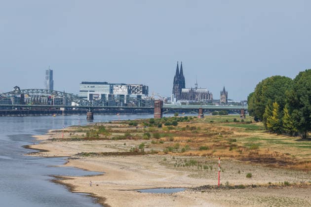 Record-Low Water Level on the Rhine: View of Cologne from the Rodenkirchen Bridge, August 16, 2026. View of the Cologne skyline from the Rhine Bridge at Rode Copyright: xMarcxJohnx