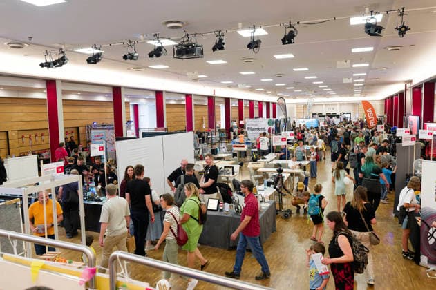 Maker Faire 2026 at the Hannover Congress Centrum. Maker Faire is a family-friendly, hands-on festival celebrating technology, inventions, and creative DIY projects. It combines elements of a science fair, a carnival, and Foto:xK.xRichter xFuturexImagex makerfaire_6804