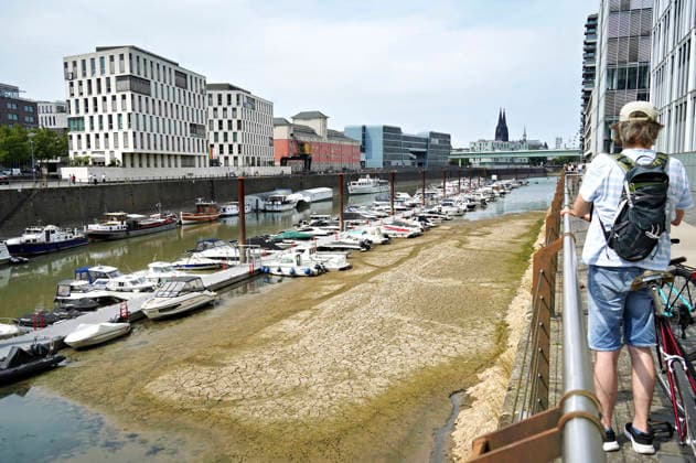 The Rhine in Cologne is at an all-time low. Overnight into Sunday, the water level dropped to just 45 centimeters, well below the previous record low. This is becoming an increasing problem for shipping. Cologne, August 16, 2026 Foto:xC.xAdolph xFuturexImagex niedrigwasser_6860