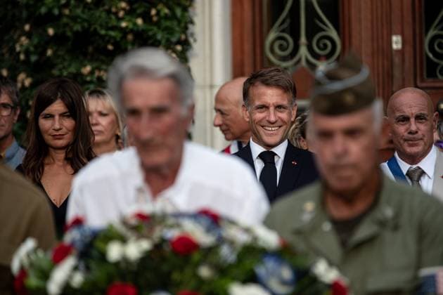Liberation Ceremony in Bormes-les-Mimosas PHOTOPQR NICE MATIN Camille Dodet Bormes-les-Mimosas Bormes-les-Mimosas August 18, 2026 Photo PQR Camille Dodet Var Matin August 17, 2026 Bormes-les-Mimosas Final Liberation Day ceremony in Bormes-les-Mimosas for President of the Republic Emmanuel Macron Photo: PQR, Camille Dodet, Var Matin, August 17, 2026, Bormes-les-Mimosas Final Liberation Day ceremony in Bormes-les-Mimosas for President of the Republic, Emmanuel Macron. Pictured: the mayor of Bormes-les-Mimosas, François Arizzi, alongside Emmanuel Macron. French President Emmanuel Macron during a ceremony commemorating the 82nd anniversary of the Allied Operation Dragoon landings in Provence and the liberation of the village of Bormes-les-Mimo Copyright: xPHOTOPQR NICExMATIN MAXPPPxCamillexDodetx 20260817NIM4291 20260817NIM4291
