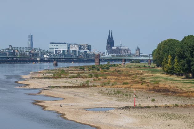 Record-Low Water Level on the Rhine: View of Cologne from the Rodenkirchen Bridge, August 16, 2026. View of the Cologne skyline from the Rhine Bridge (Cologn Copyright: xMarcxJohnx