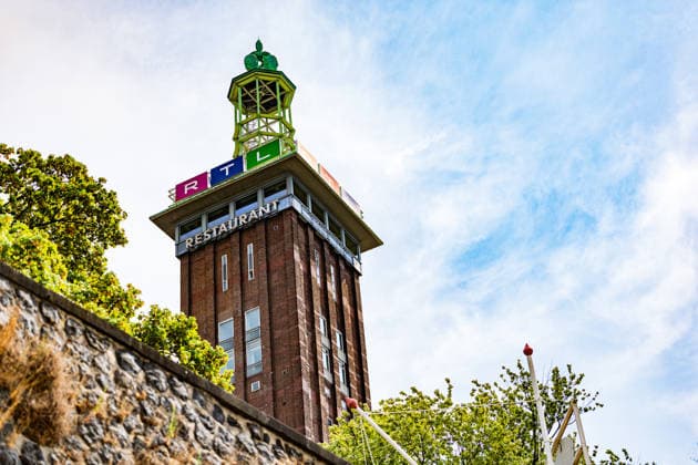 Record-Low Water Level on the Rhine: Exposed riverbed on the Deutz bank of the Rhine, August 16, 2026. View from the Deutz bank of the Rhine toward the former Messeturm; now the headquarters of the RTL Group, acro Copyright: xMarcxJohnx