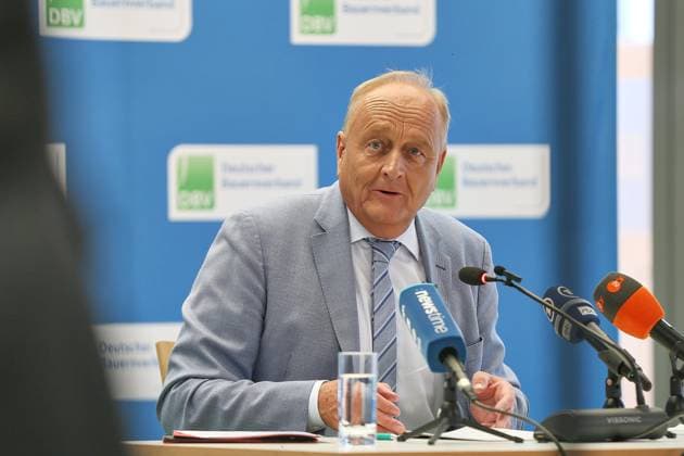 Berlin, Germany, August 18, 2026 House of German Agriculture and Food Industry Press Conference of the German Farmers Association on the Harvest Report Joachim Rukwied, President of the German Farmers Association Copyright: xdtsxNachrichtenagenturx dts_130366