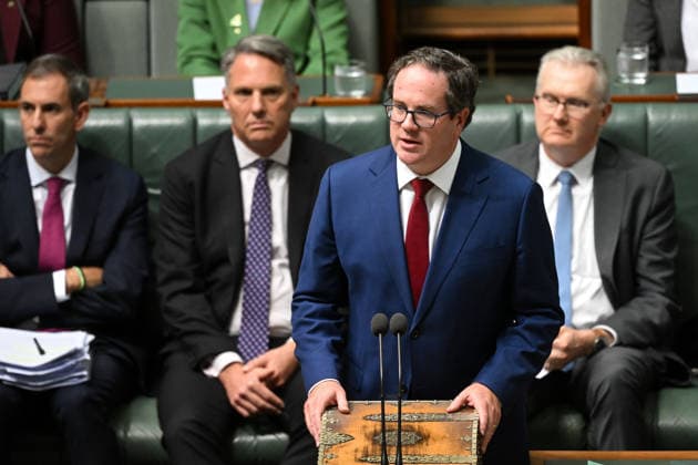 QUESTION TIME, Australian Veterans™ Affairs Minister Matt Keogh speaks during Question Time in the House of Representatives at Parliament House in Canberra, Wednesday, August 19, 2026. ( NO ARCHIVING CANBERRA AUSTRALIAN CAPITAL TERRITORY AUSTRALIA  Copyright: xLUKASxCOCHx 20260819173689855328