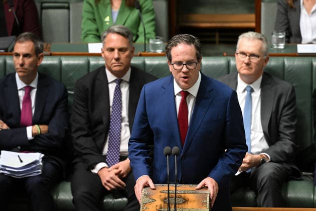 QUESTION TIME, Australian Veterans™ Affairs Minister Matt Keogh speaks during Question Time in the House of Representatives at Parliament House in Canberra, Wednesday, August 19, 2026. ( NO ARCHIVING CANBERRA AUSTRALIAN CAPITAL TERRITORY AUSTRALIA  Copyright: xLUKASxCOCHx 20260819141818723202