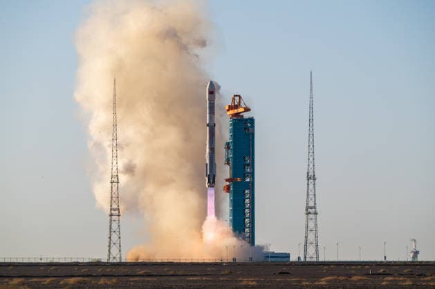 GANSU, CHINA - AUGUST 19: The Zhuque-3 Y2 rocket blasted off at 7:35 a.m. (Beijing Time) from the Dongfeng commercial space innovation pilot zone on August 19, 2026 in northwest China. China launched the reusable rocket Zhuque-3 on Wednesday morning, achieving its first recovery of a rocket s first stage on land. The land-based recovery of the rocket s first stage was completed as planned, and the flight mission was a complete success.  Copyright: xVCGx 111660851288