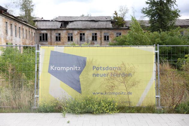 Advertising banner for Potsdam s New North in the new Krampnitz neighborhood in Potsdam, August 18, 2026, Krampnitz