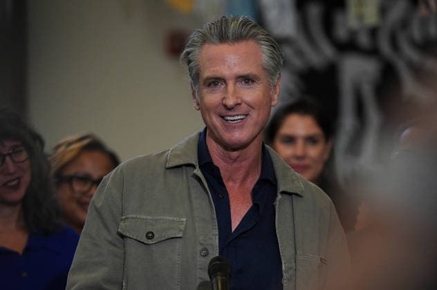 Governor Newsom and First Partner Jennifer Siebel Newsom in Hayward, California HAYWARD, CALIFORNIA - AUG 19: Governor Gavin Newsom speaks during a press event for welcome back students to a new school year, highlighting transformational education reforms at the Schafer Park Elementary School in Hayward, California, United States on August 19, 2026. Tayfun Coskun Anadolu California United States. Editorial use only. Please get in touch for any other usage.  Copyright: x2026xAnadoluxTayfunxCoÅükunx